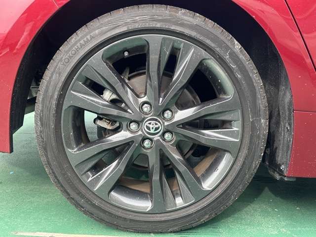 TOYOTA COROLLA TOURING HYBRID 2023