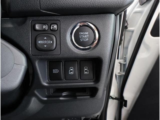 TOYOTA HIACE van 4WD 2025