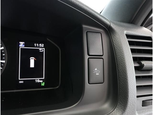 TOYOTA HIACE van 4WD 2025