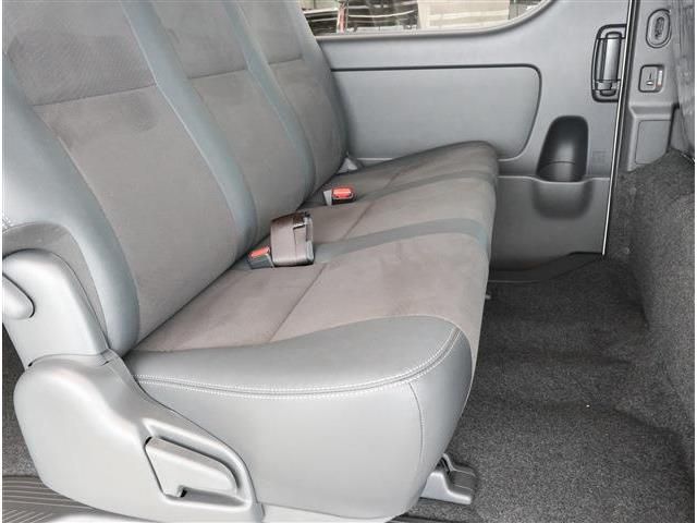 TOYOTA HIACE van 4WD 2025