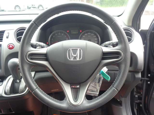 HONDA STREAM 2007