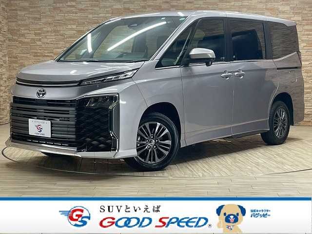 TOYOTA VOXY HYBRID 4WD 2022
