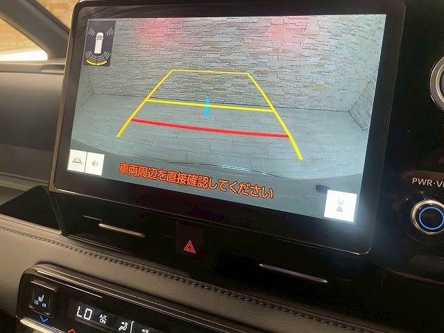 TOYOTA VOXY HYBRID 4WD 2022