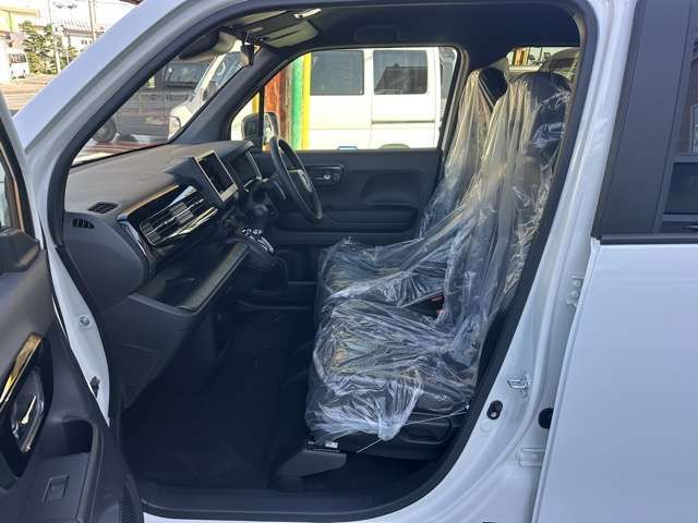 HONDA N-WGN CUSTOM 2025