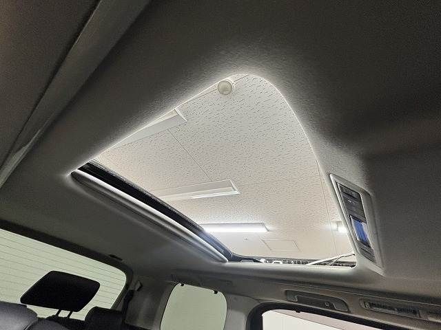 TOYOTA VELLFIRE 2019