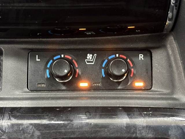 TOYOTA VELLFIRE 2019