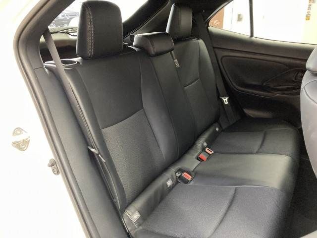 TOYOTA YARIS CROSS HYBRID 2025