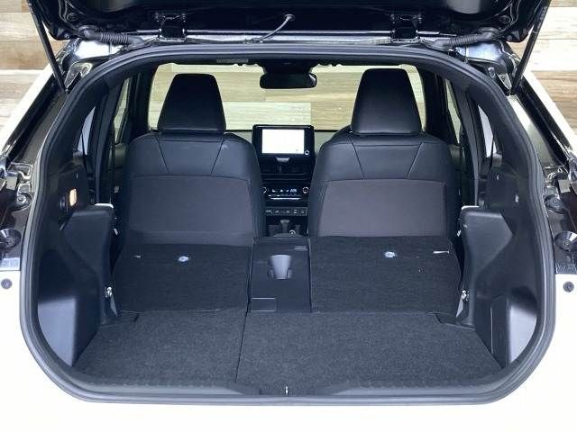 TOYOTA YARIS CROSS HYBRID 2025