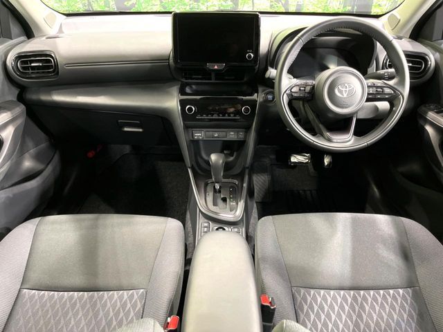 TOYOTA YARIS CROSS 2025