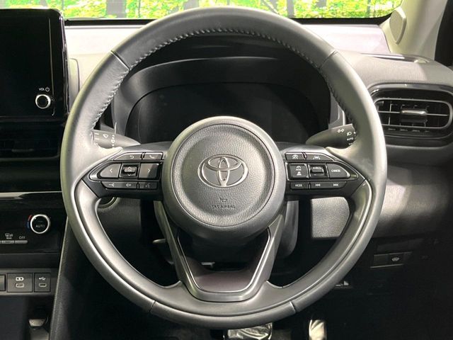 TOYOTA YARIS CROSS 2025