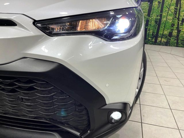 TOYOTA COROLLA CROSS HYBRID 2025