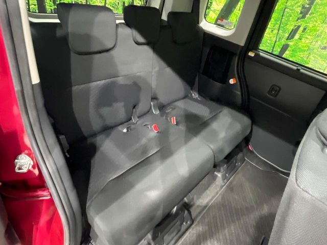 TOYOTA ROOMY 2019