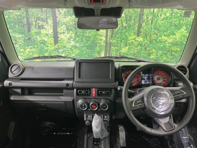 SUZUKI JIMNY NOMADE 2025