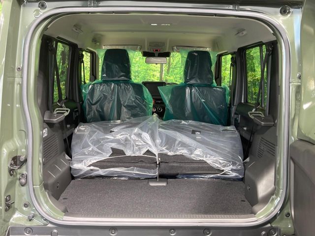 SUZUKI JIMNY NOMADE 2025