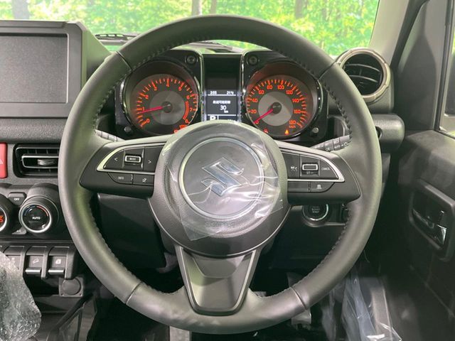 SUZUKI JIMNY NOMADE 2025