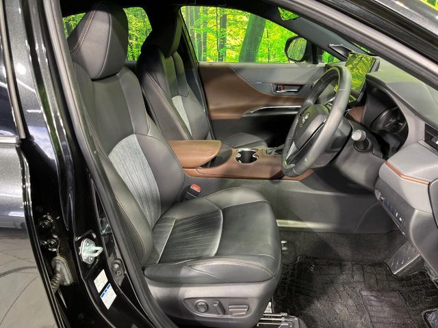 TOYOTA HARRIER 4WD 2021