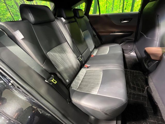 TOYOTA HARRIER 4WD 2021