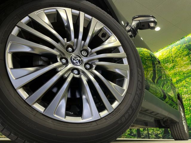 TOYOTA HARRIER 4WD 2021