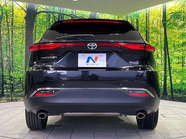 TOYOTA HARRIER 4WD 2021