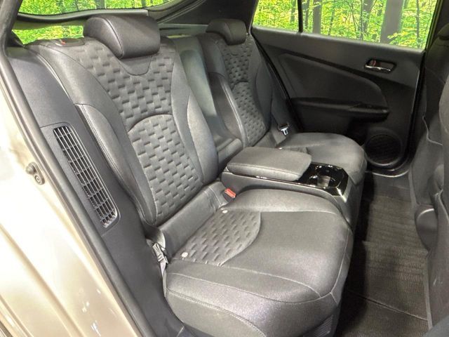 TOYOTA PRIUS PHV 2017