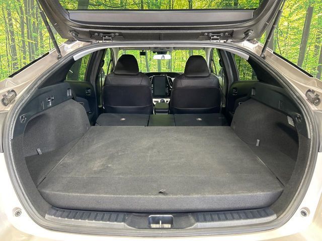 TOYOTA PRIUS PHV 2017