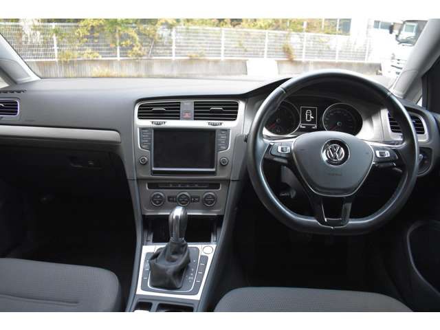 VOLKSWAGEN VOLKSWAGEN GOLF 2016