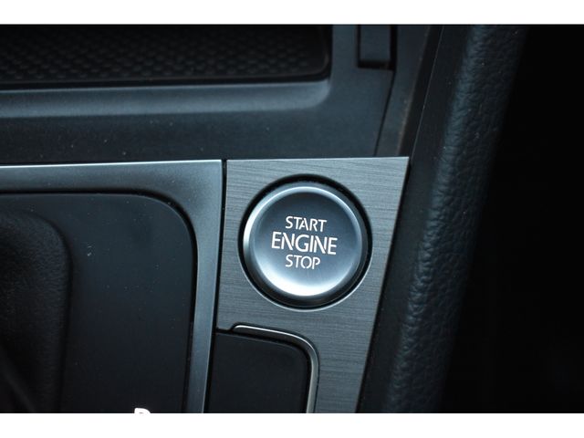 VOLKSWAGEN VOLKSWAGEN GOLF 2016