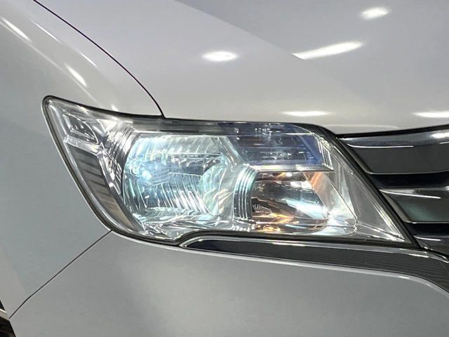 NISSAN SERENA  S-HYBRID 2013