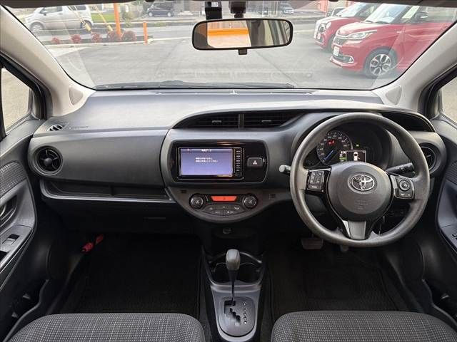 TOYOTA VITZ HYBRID 2018