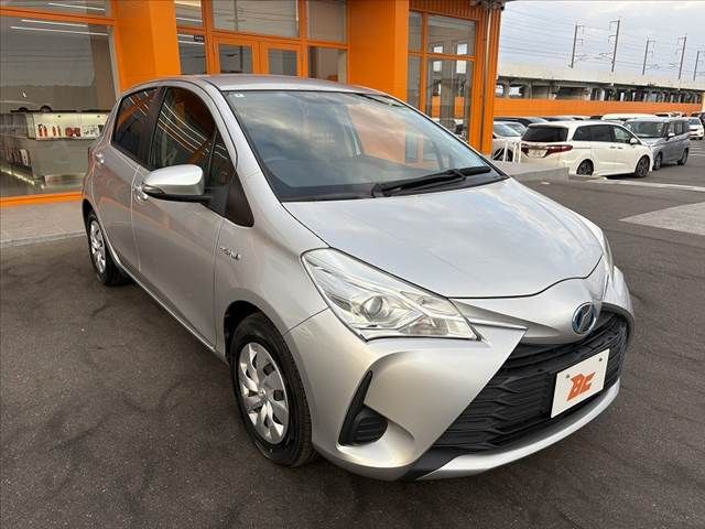 TOYOTA VITZ HYBRID 2018