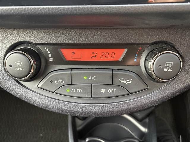 TOYOTA VITZ HYBRID 2018