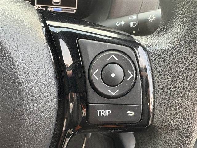 TOYOTA VITZ HYBRID 2018