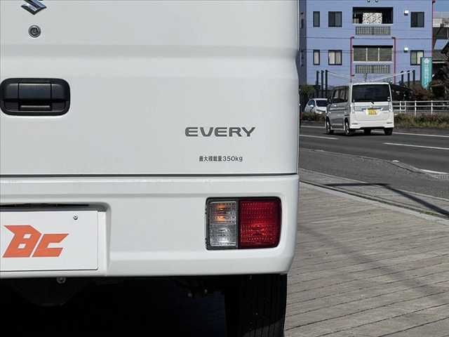SUZUKI EVERY van 2022