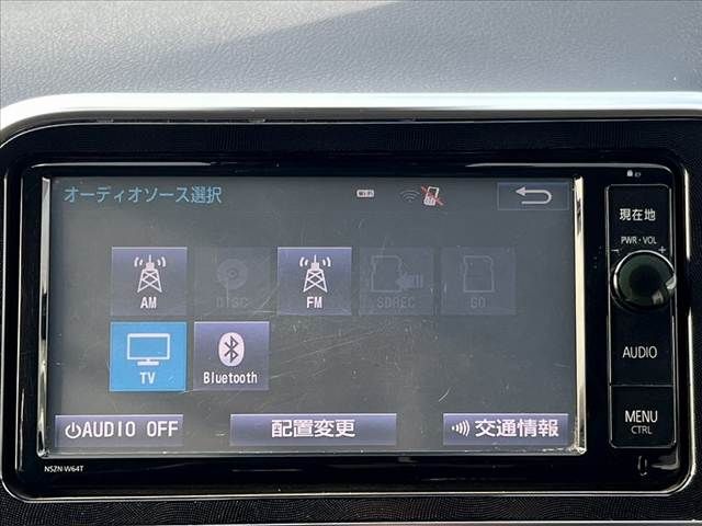 TOYOTA SIENTA HYBRID 2017