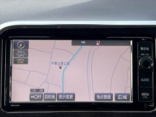 TOYOTA SIENTA HYBRID 2017