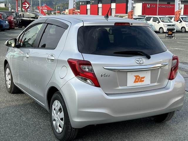 TOYOTA VITZ 2014