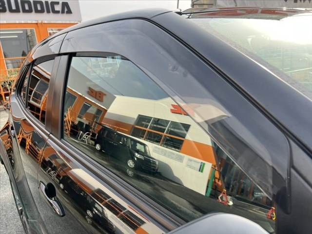 TOYOTA YARIS CROSS HYBRID 2023