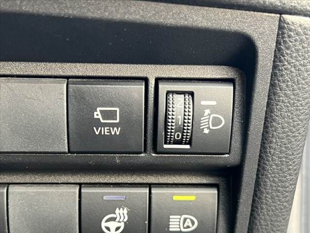 TOYOTA YARIS CROSS HYBRID 2023