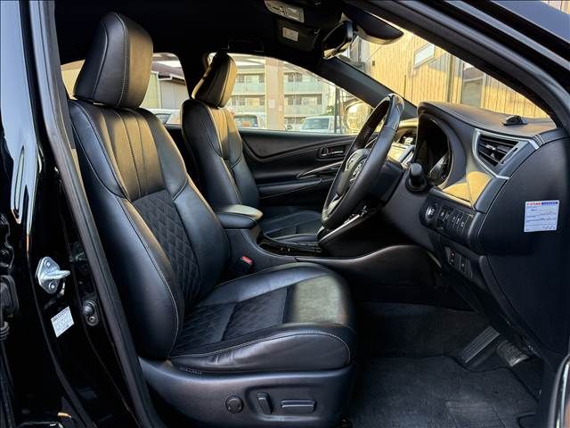 TOYOTA HARRIER 2WD 2017