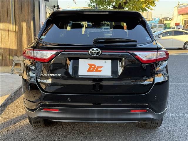 TOYOTA HARRIER 2WD 2017