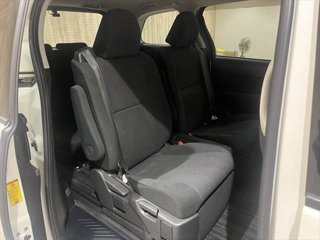 TOYOTA ESTIMA HYBRID 4WD 2012