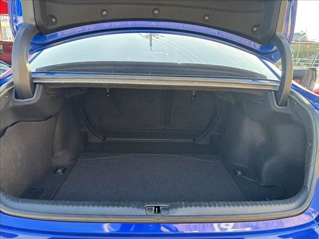 TOYOTA LEXUS RC300h 2015