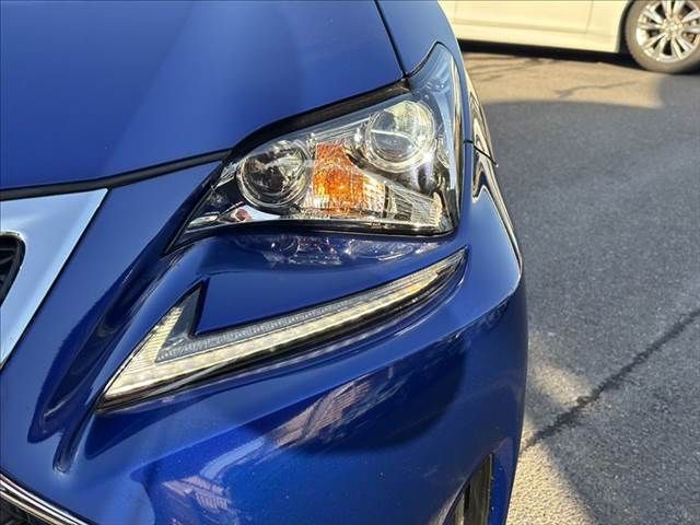 TOYOTA LEXUS RC300h 2015