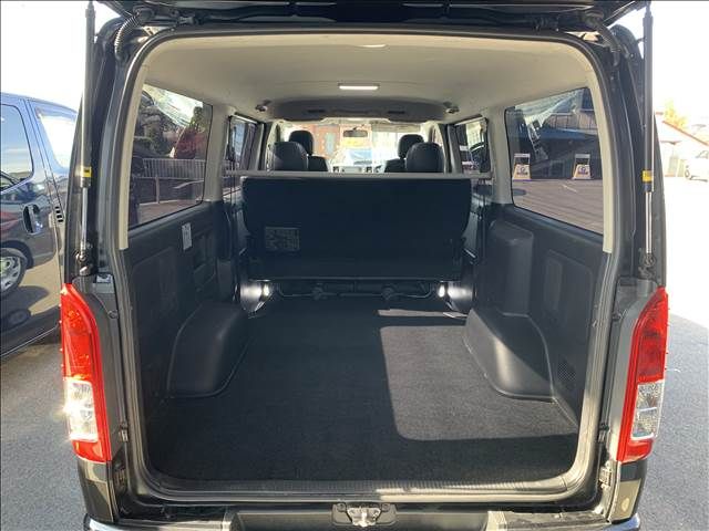 TOYOTA HIACE van 2WD 2017