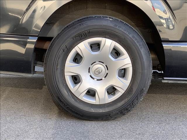 TOYOTA HIACE van 2WD 2017