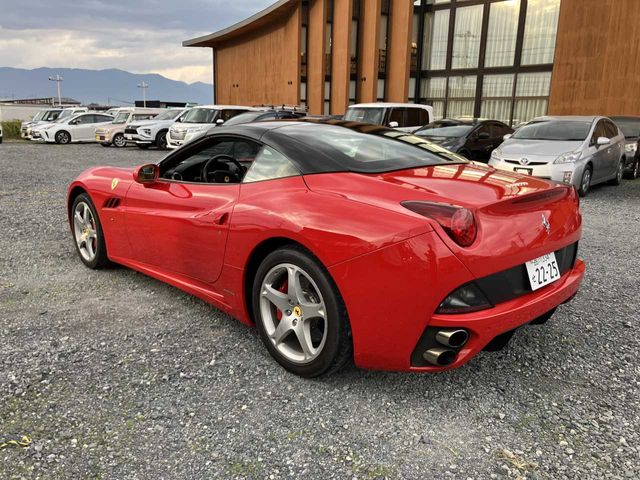 FERRARI FERRARI California 2014