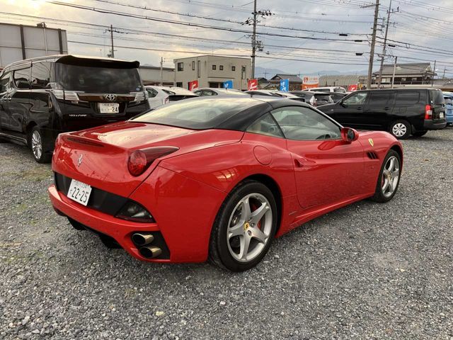 FERRARI FERRARI California 2014