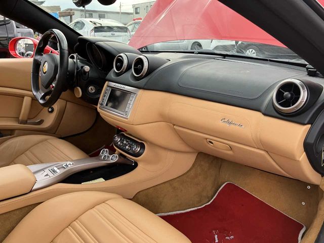 FERRARI FERRARI California 2014