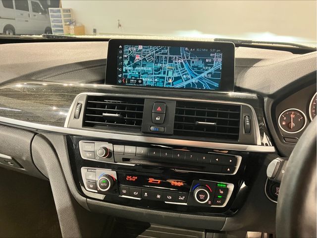 BMW BMW 3series sedan 2018