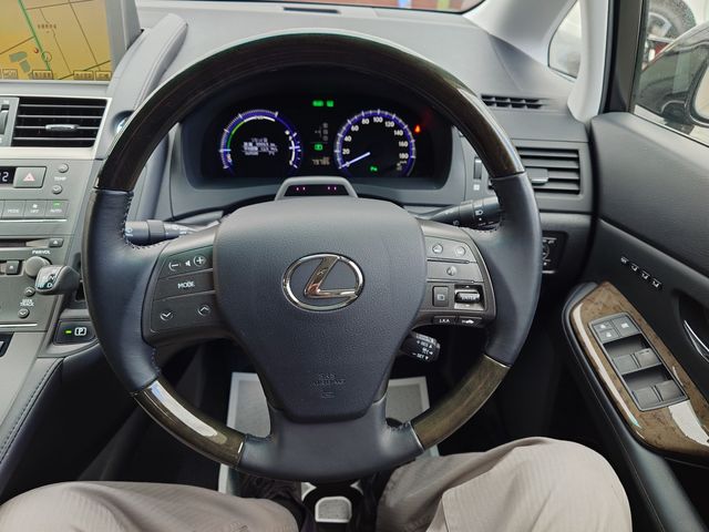 TOYOTA LEXUS HS250h 2012